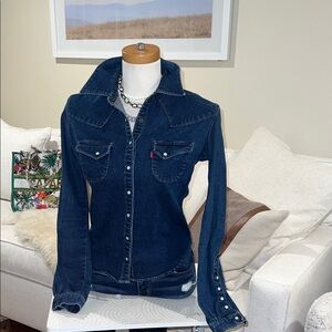 Levi’s Shirt Dark Blue Denim Button-Up 💋💄